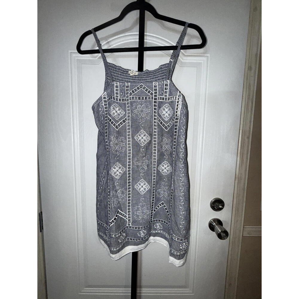 POL Navy Embroidered Boho mini Dress Size L with Lace cutout